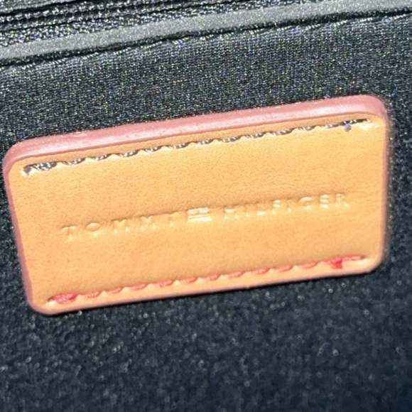 Tommy Hilfiger Drawstring Backpack Black Yellow Multicolored Strap AUTHENTIC NEW - Picture 11 of 11